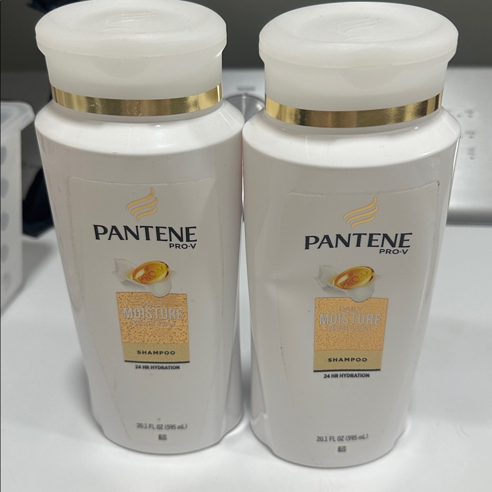 Pantene Moisture Renewal Shampoo - X2